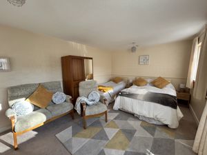 Photo 7- click for photo gallery